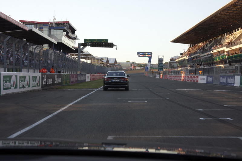 Illustration for article titled This Is What It's Like Doing 130 MPH At The Le Mans Circuit